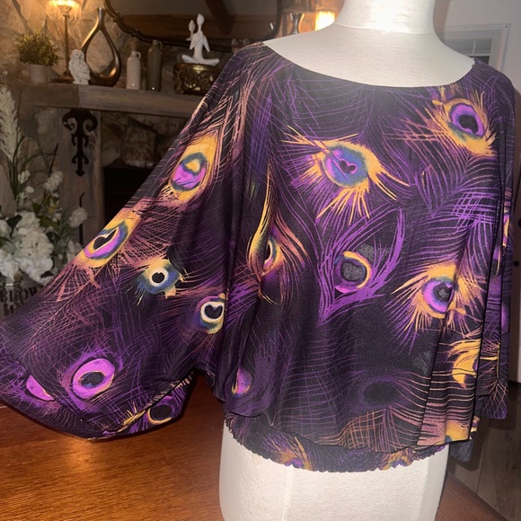Peacock Feather Print Women's Top - Picture 1 of 9